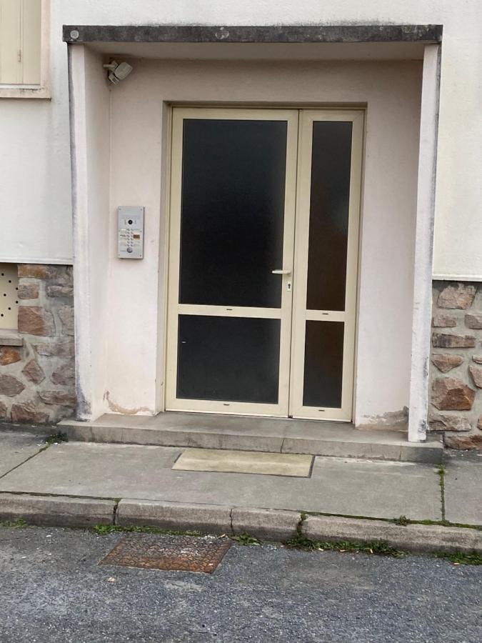 شقة Au Bonheur Des Damiettes Montluçon المظهر الخارجي الصورة